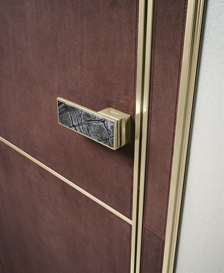 BEMINE_door_5_G4960