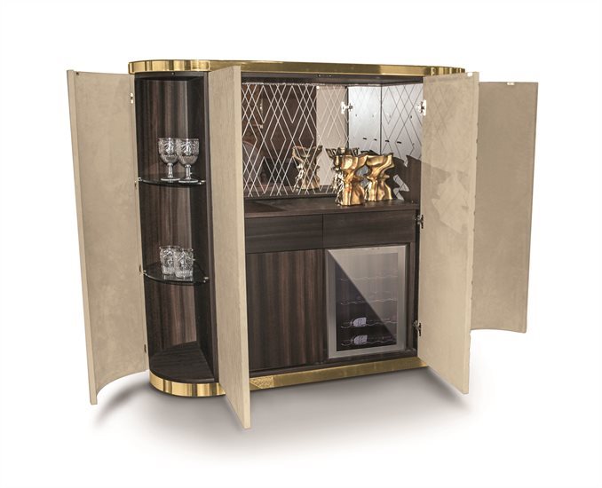 BEVERLY_cabinet_3_G4653