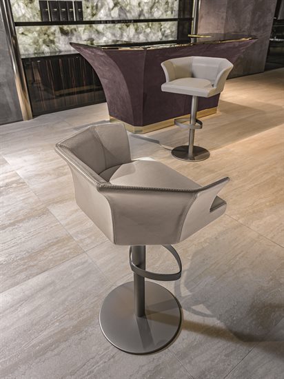 DELON_stool_8_G1361