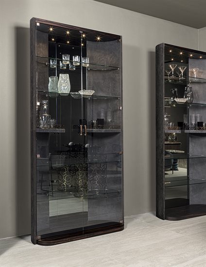 HENNESY_cabinet_5(0)_G5256