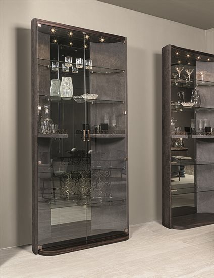 HENNESY_cabinet_5_G173