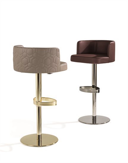 KELLY_stool_1_G137