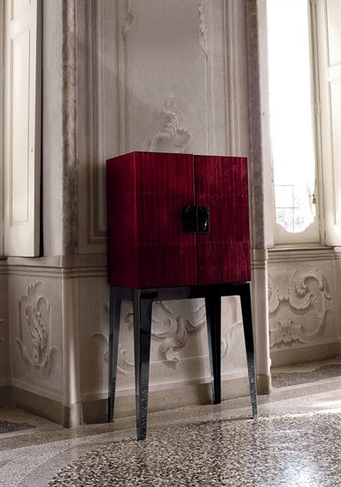 LADY_cabinet_5_G8124
