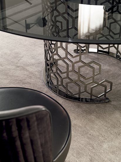 MANFRED-table_gallery_3_G9045