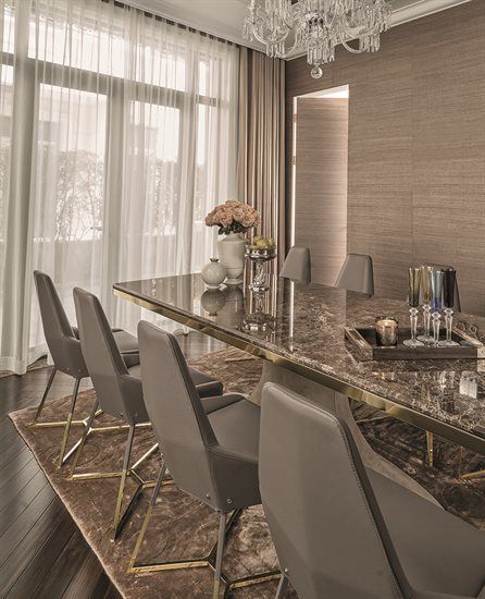 MIU_chair_4_G9005
