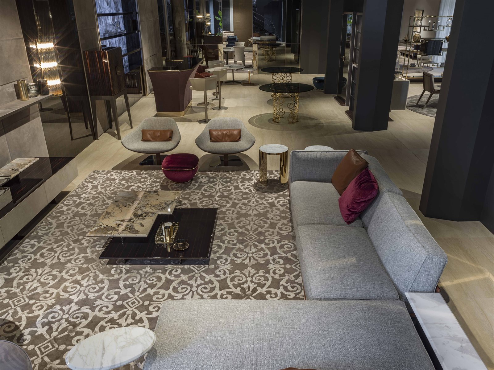 NEWS_showroom_gallery04(2)