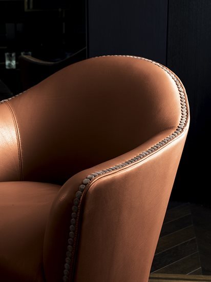 VIVIENNE_armchair_6(0)_G8130